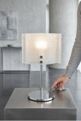 Moderns baltās galda lampa, luksusa apgaismojuma lampa, kā kronšteini elegants.