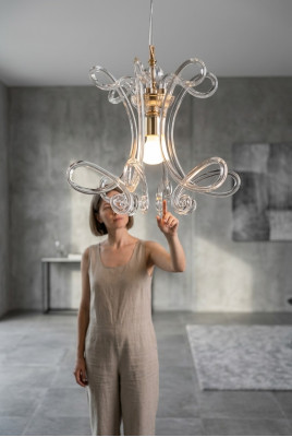 Luksusa griestu lampa gliemežvāks griestu lampa lyustra kristāla lampa
