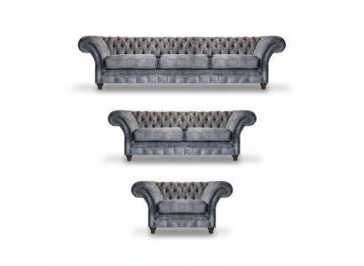 Chesterfield pelēkas tekstila mēbeļu komplekts dzīvojamajā istabā ar dizainera dīvāniem.